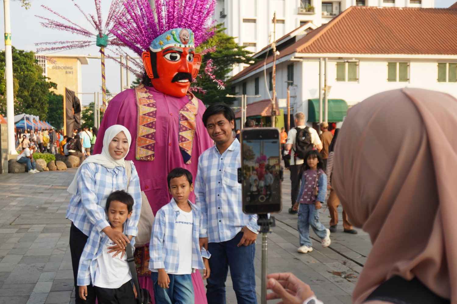 PerayaanHUTJakartadiKotaTuadanLapanganBanteng (2)